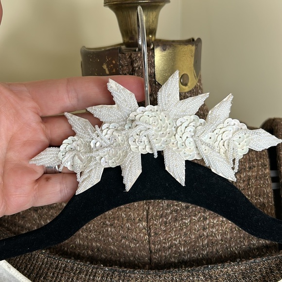 BNWOT A|X Armani Exchange Set Silk Cami, Sequin Layered Top with Hair Clip - Picture 4 of 15